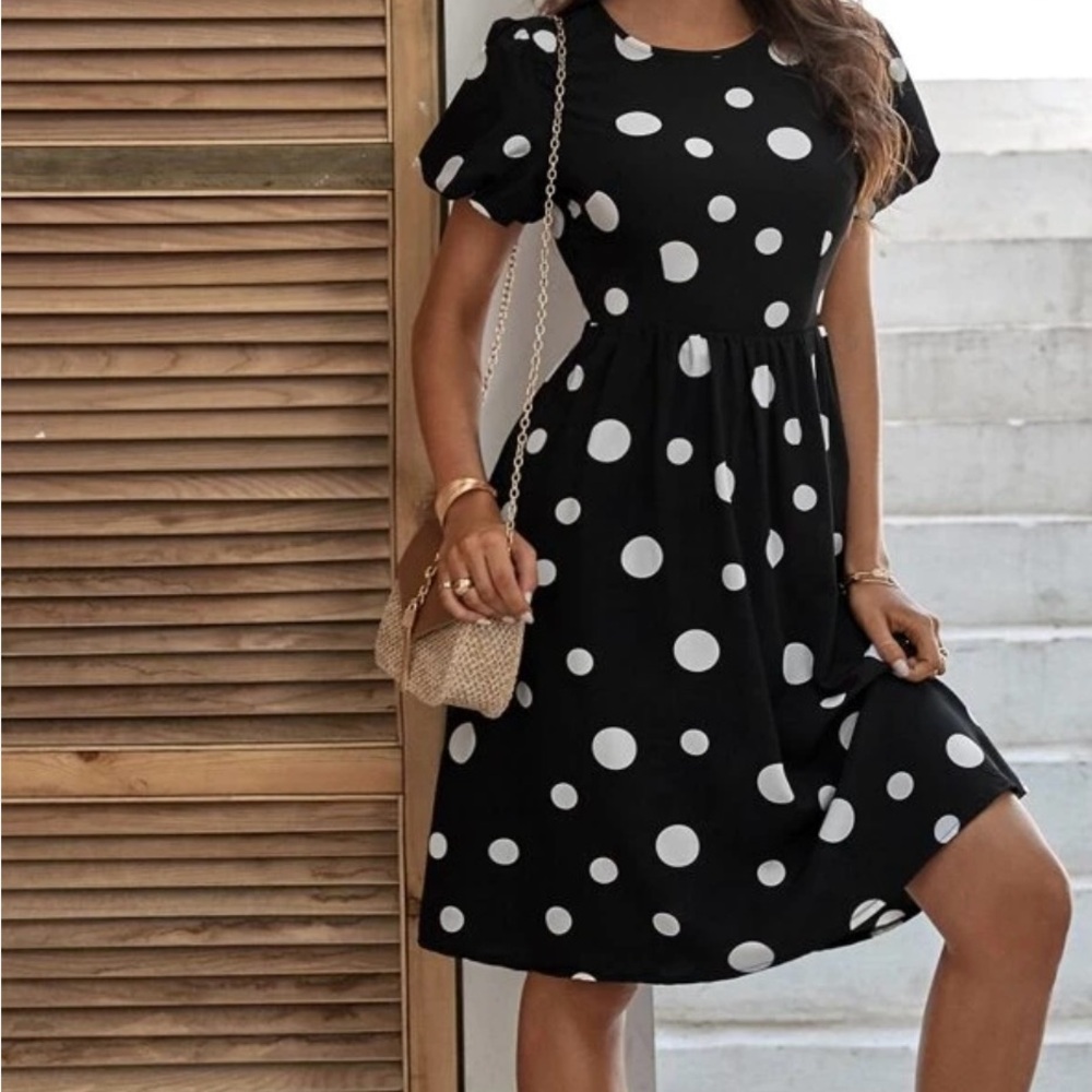 Polka Dot Puff Sleeve Dress